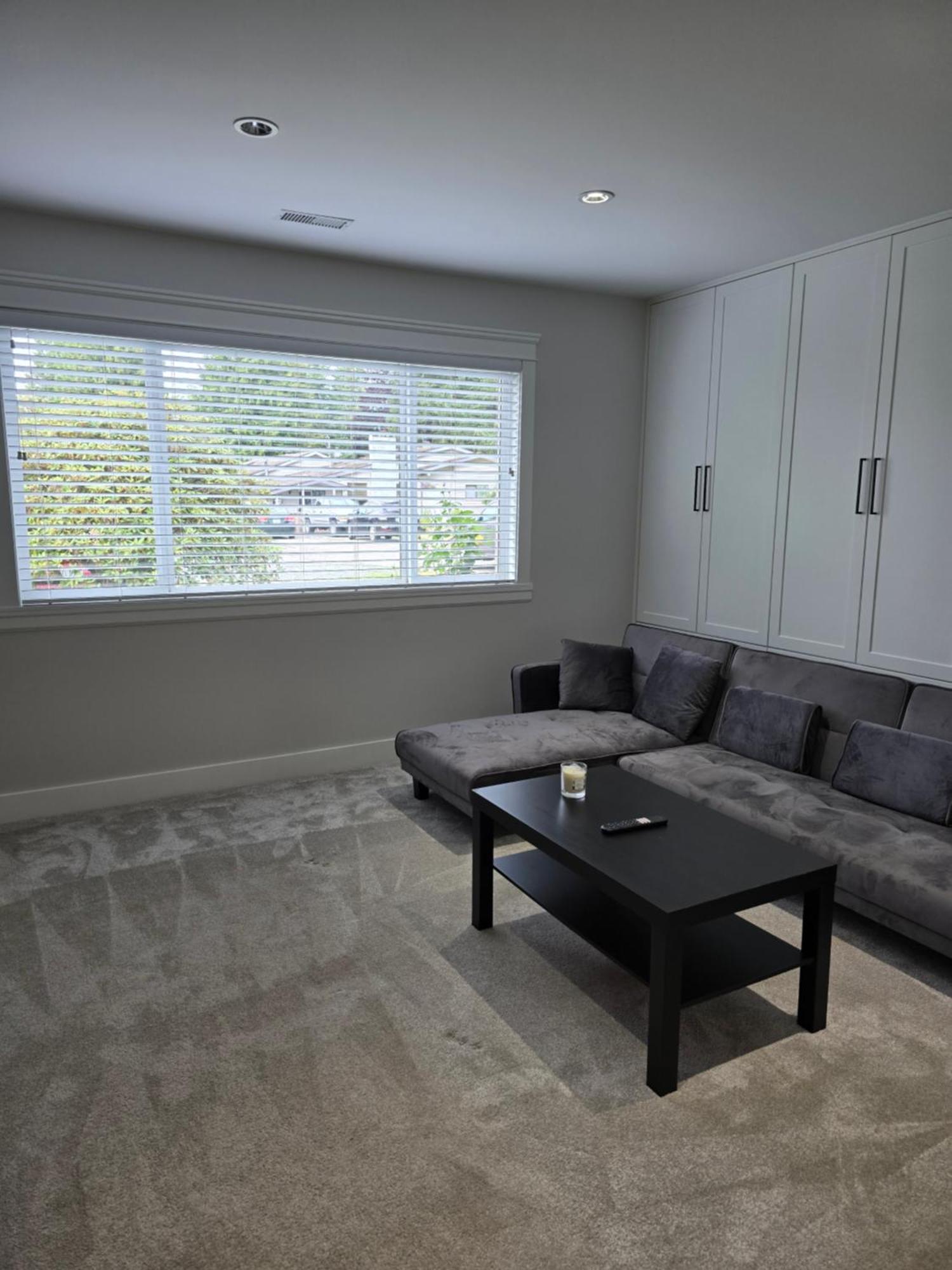 Private 1 Bedroom In Brookswood Langley Exterior photo
